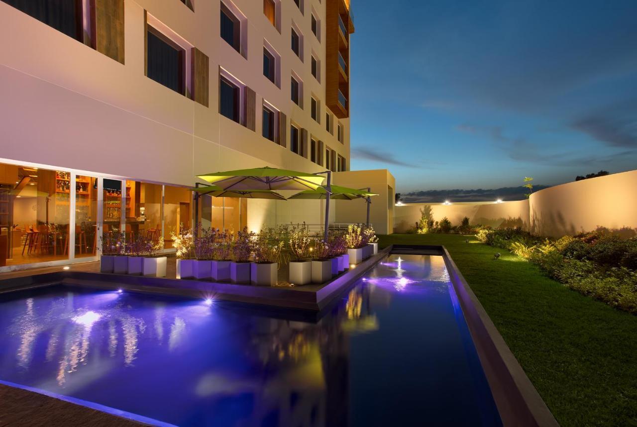 Hotel Galeria Plaza Irapuato Exterior foto